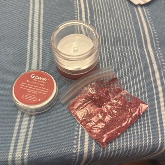 Senegence Glowify Bouncy Mousse Multi-Use Pigment - Picture 4 of 4